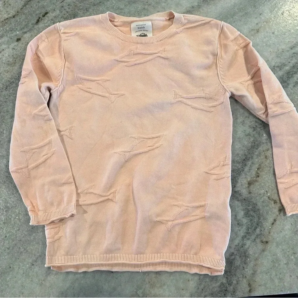 Zara Big Kids Knit Wear Orange Peach Lightweight Sweater w/ Sharks Size  7